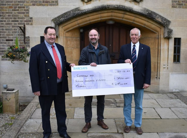Cambridge Aid receives 750